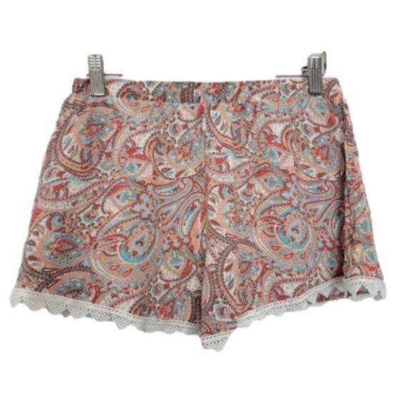 Altars state paisley design with triangle fringe - Picture 1 of 16